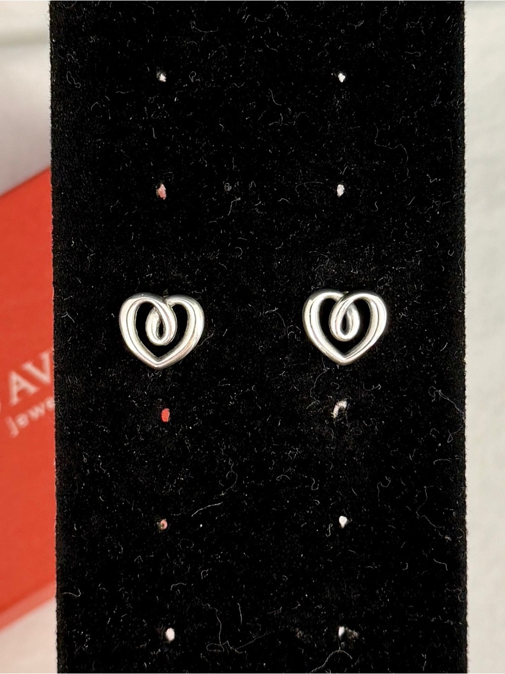 JAMES AVERY Sterling Silver Heartstrings Loop Scroll Heart Stud Earrings RETIRED